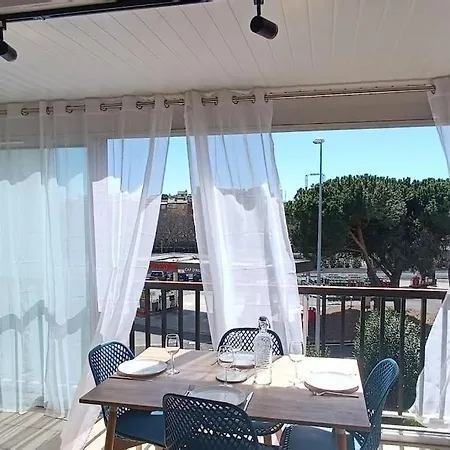 شقة Chez Julien آجد